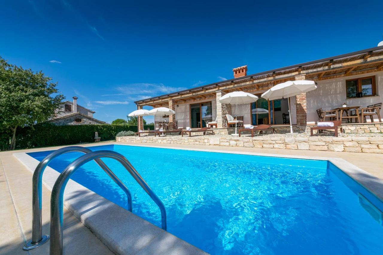 Grebac Villa Kastelir Exterior photo